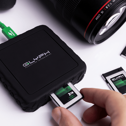 Capture+ CFexpress Type B USB4 Memory Card Reader