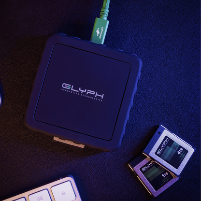 Capture+ CFexpress Type B USB4 Memory Card Reader
