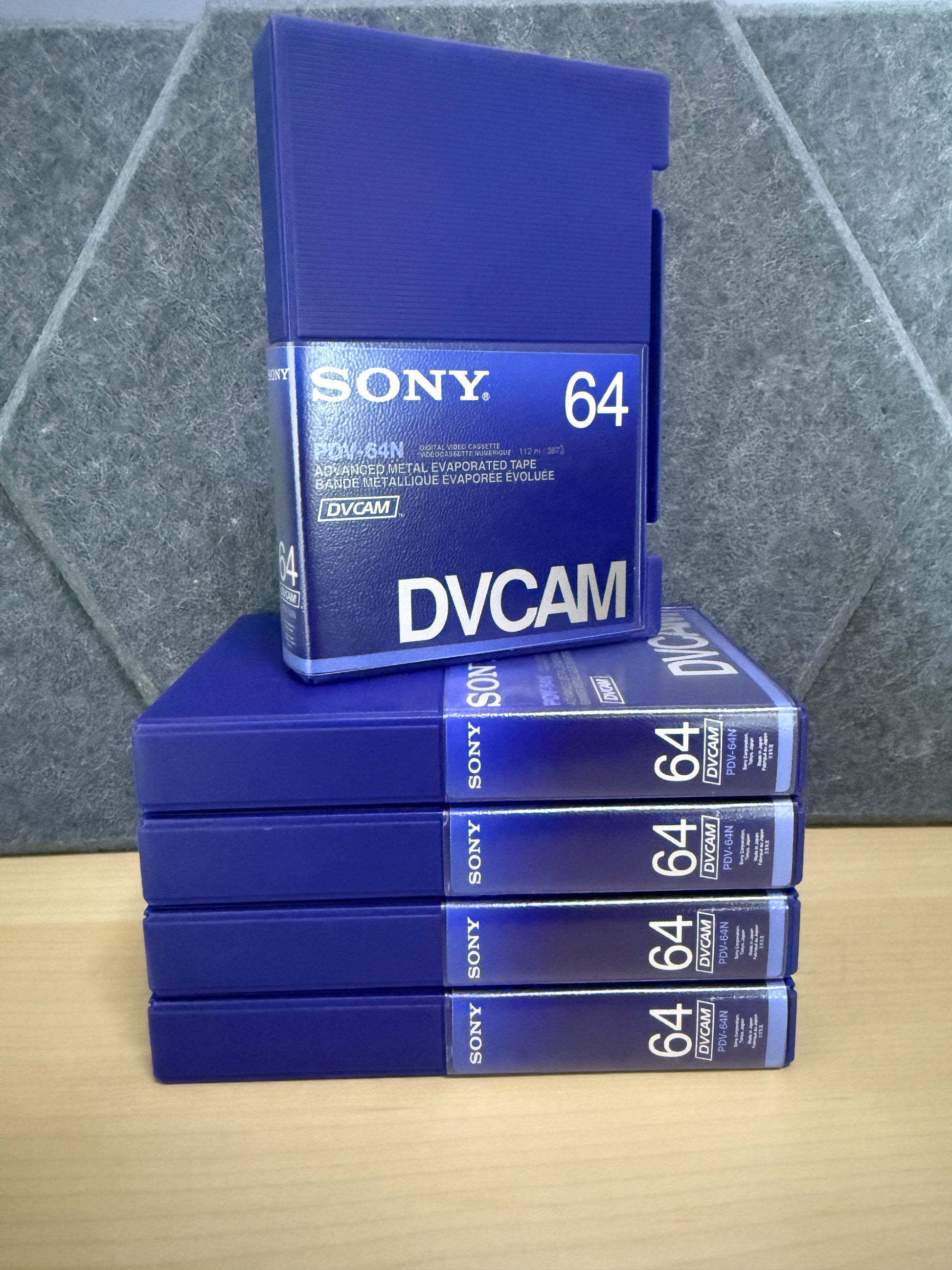 Set of Sony DVCAM video tapes 64[pl